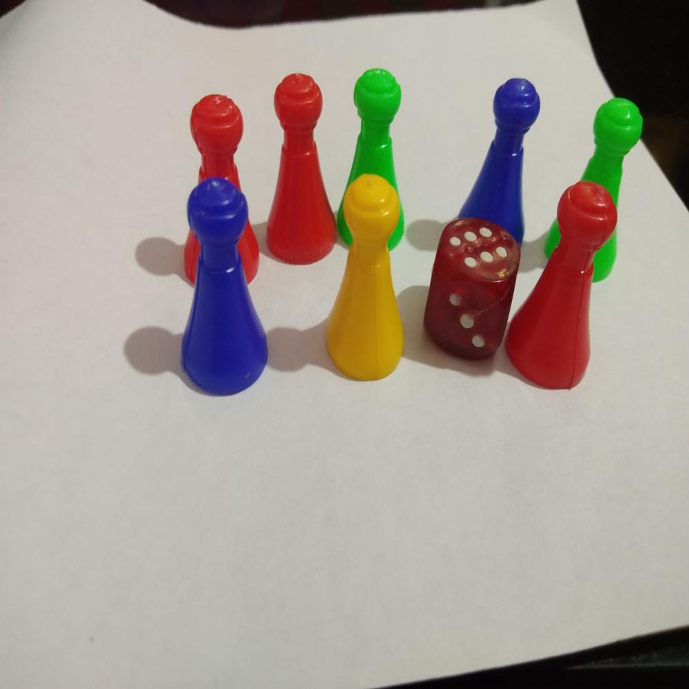 Wooden Ludo Pawns - Capacity: Set Of 16 Pieces (4 Colors X 4 Each)
