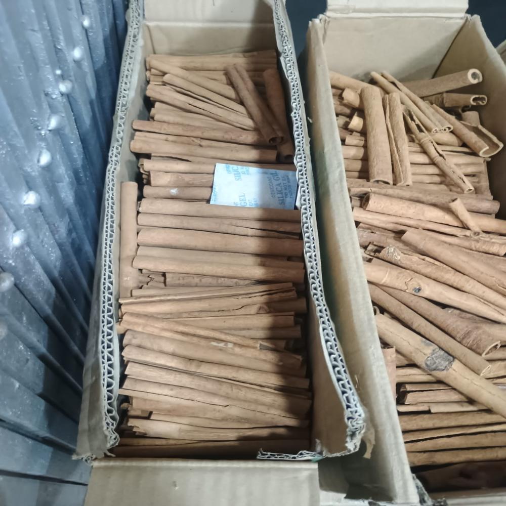Export-Quality Premium Ceylon Cinnamon Sticks (True Dalchini Quills)