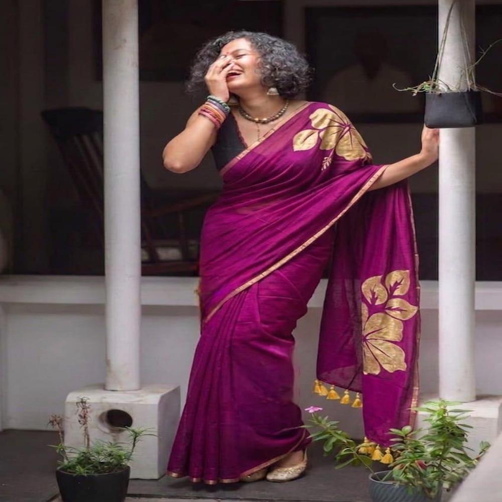 Mall cotton saree Golden hand print