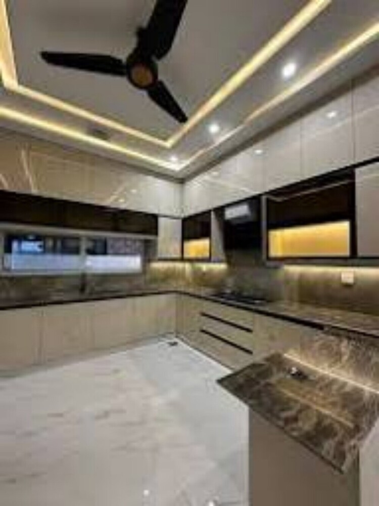 Kitchen Crockery Unit