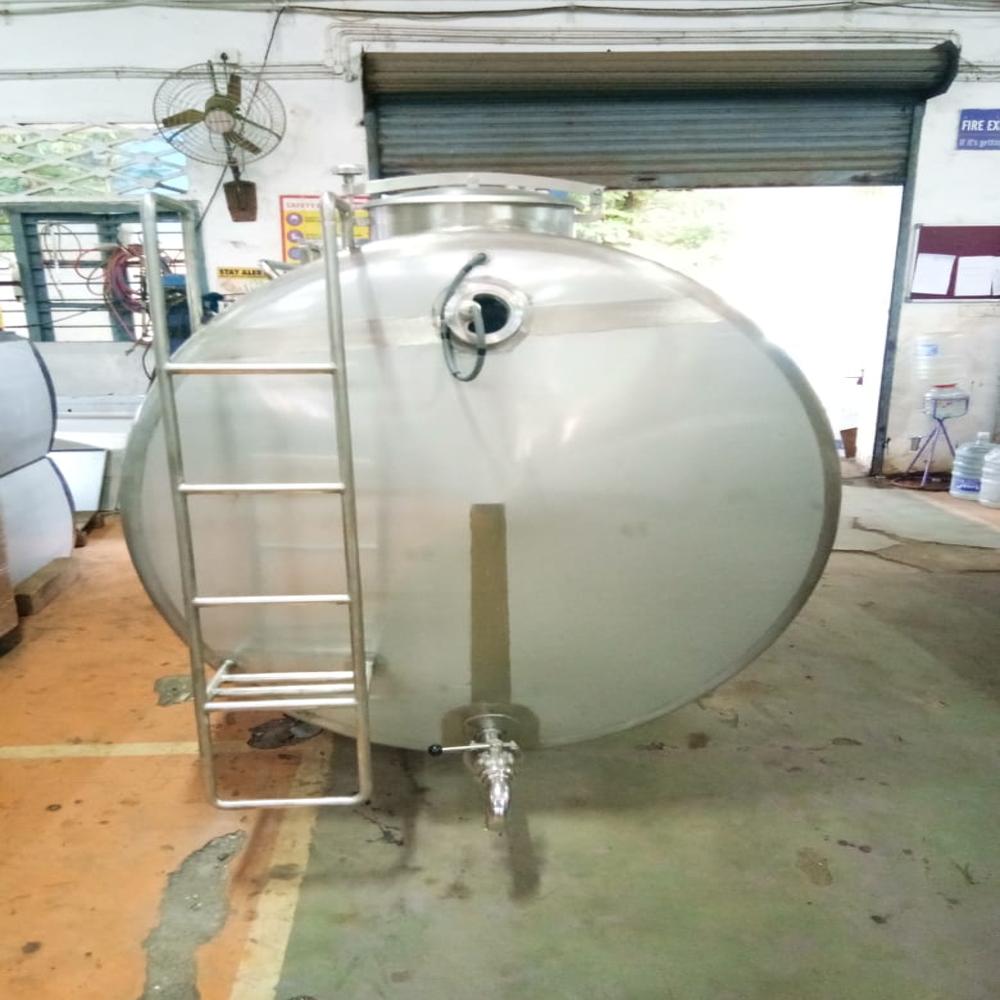 Bulk Milk Cooler - 3000LTS
