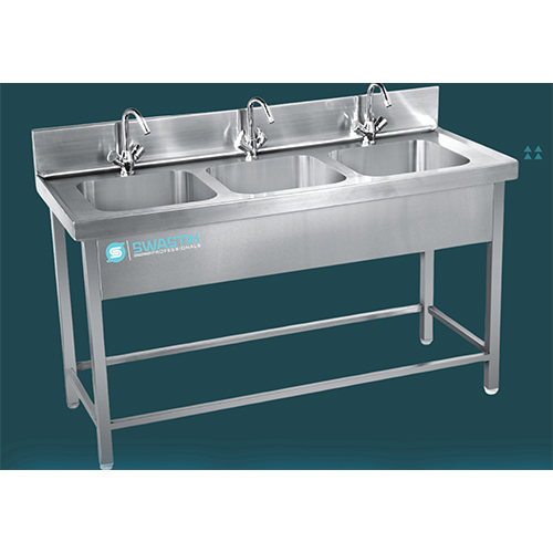 Three Sink Unit