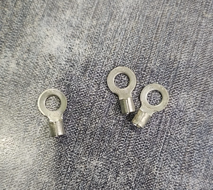 Ring Lugs 4.6 MM