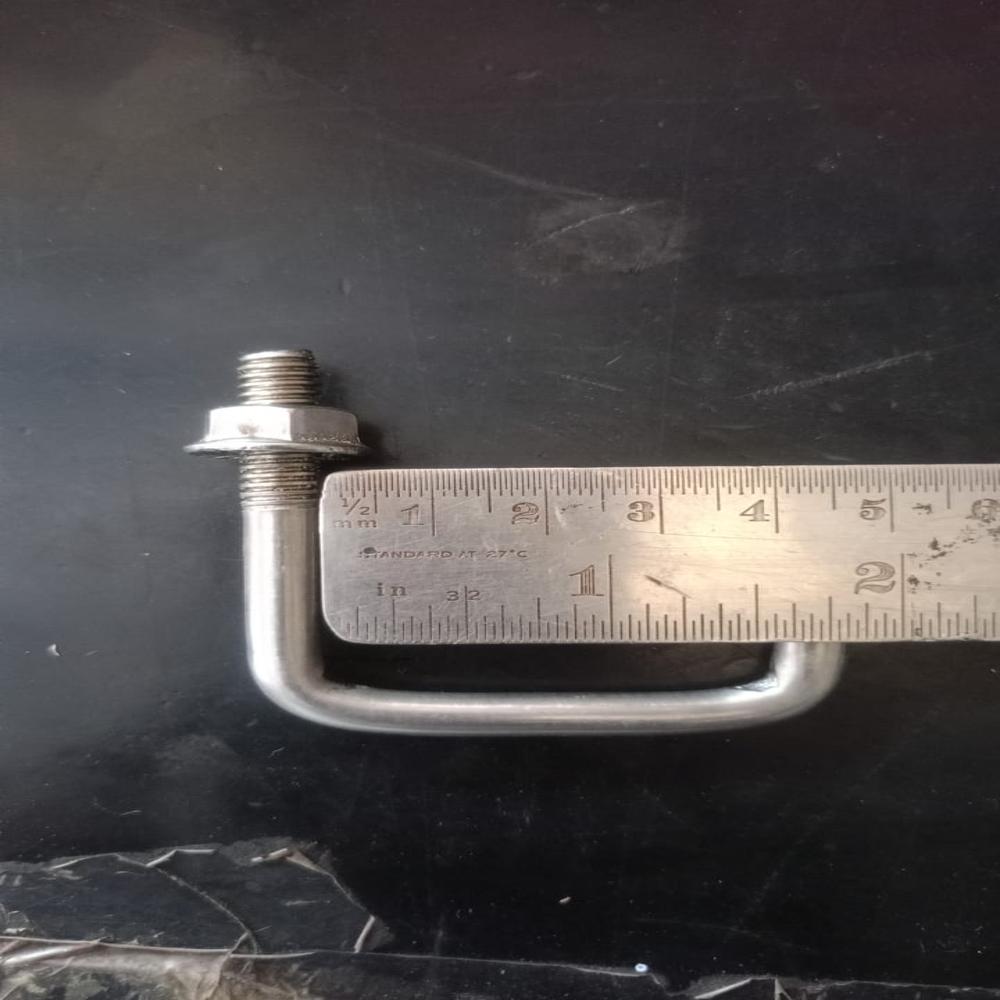 J Bolt 40*40 - Color: Silver