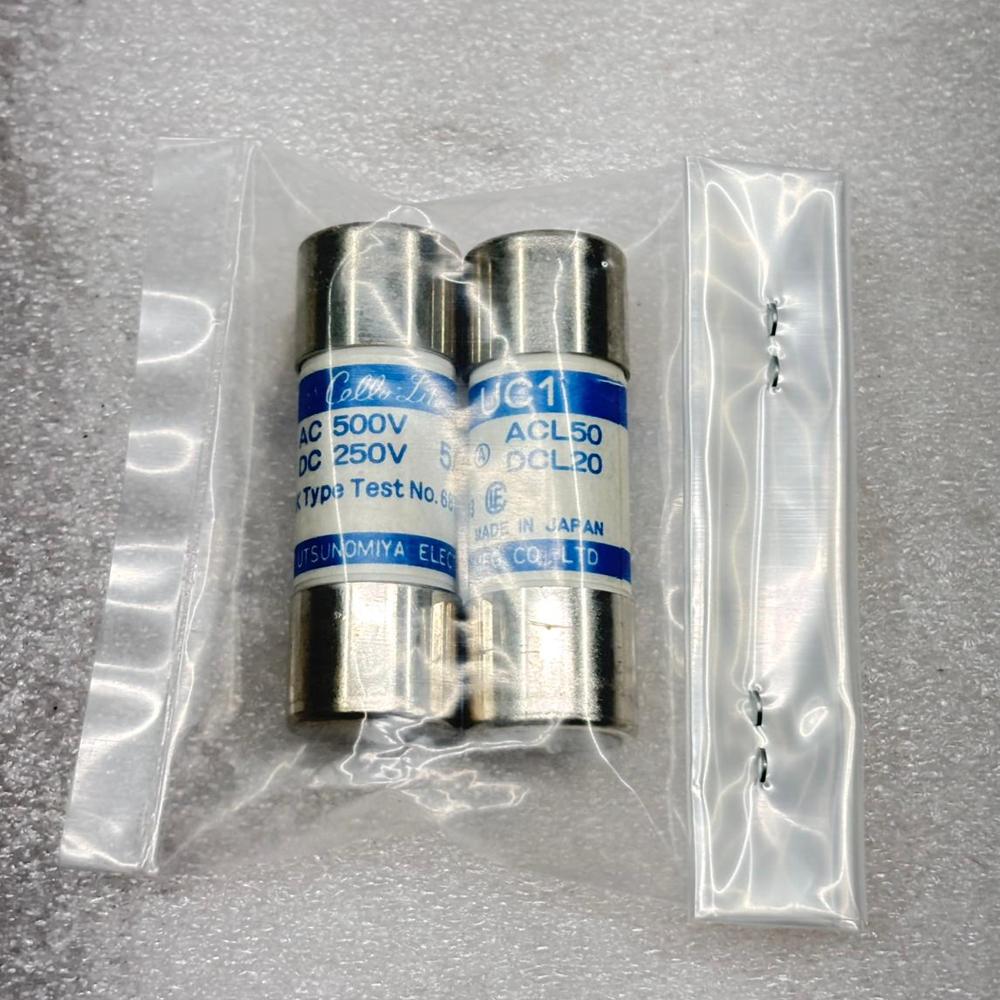 SHINKO MAIN FEED PUMP TURBINE FUSE 68T103 5A SET OF 2
