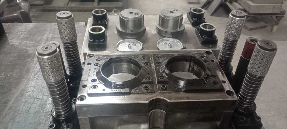 Pressure Die Casting Components Trimping Tool - Color: Silver