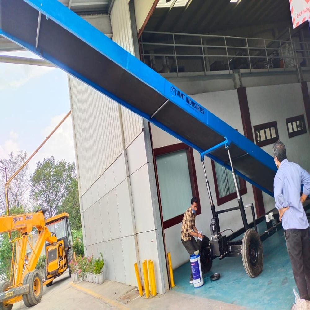 Mobile Conveyor System - Color: Blue
