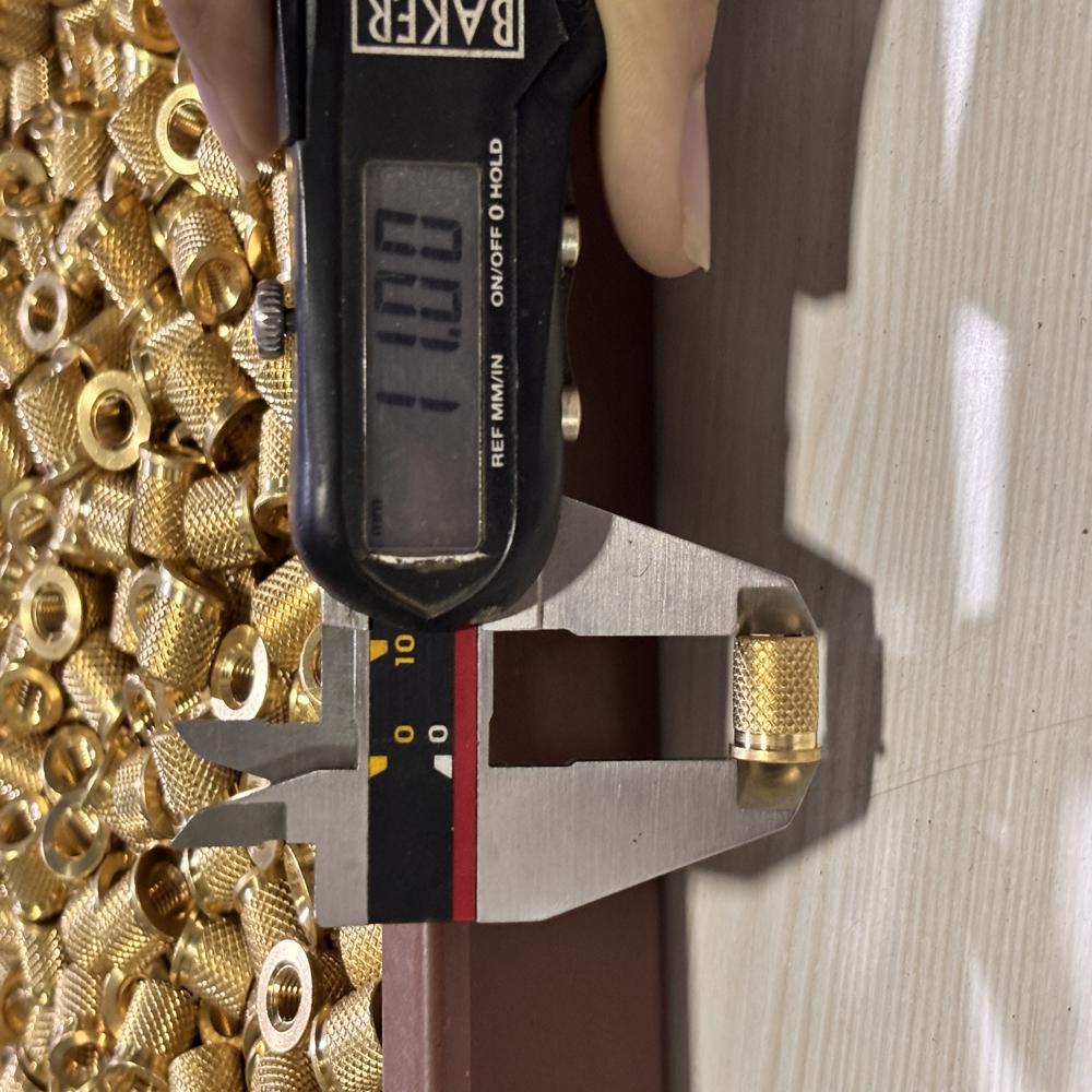 M6 11x11 Brass Knurled Threaded Insert 