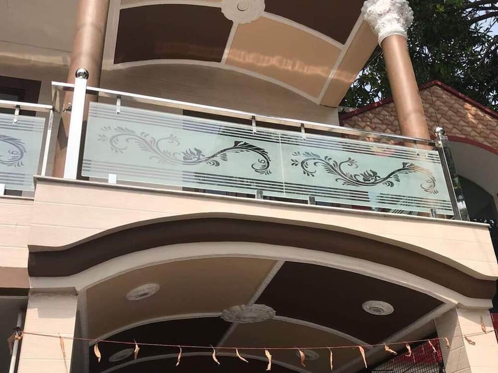 Glass Balcony Railing