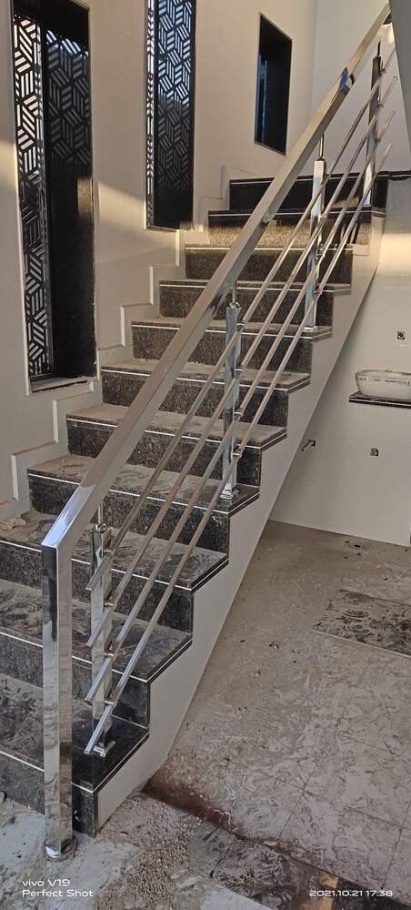 SS Plain Square Pipe Railing