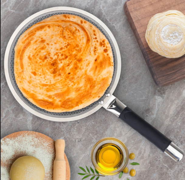 AGARO Royal Honey Comb Tawa, 26 cm Diameter, Tri-Ply Steel with Honey Comb Pattern Design, Gas & Induction Oven Compatible, Riveted Handle, Food Safe & PFOA Free, Cooking, Cookware, Silver.  33968