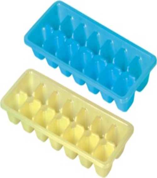 14 Cubes Ice Tray - Color: Yellow