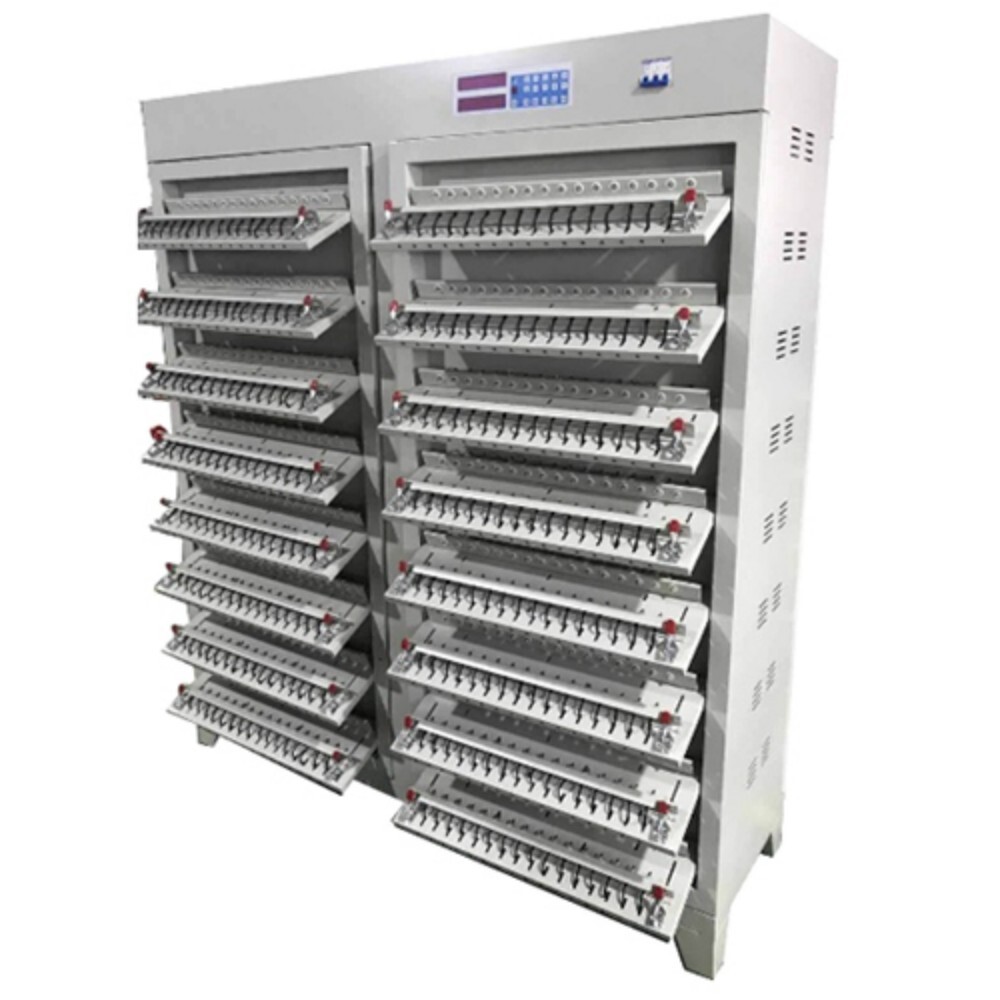 Lithium Cell Testing Machine - Accuracy: 99 %