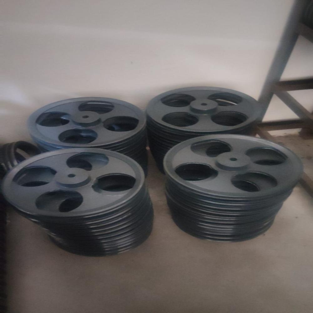 Multi Groove Pulley - High-quality Materials, 5-20 Inches Width, 2-8 Kilograms Weight, Versatile Industrial Use, Available In Various Colors