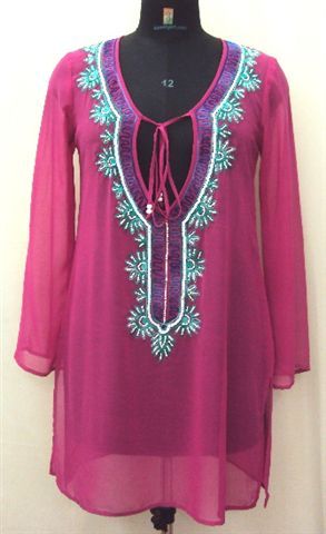 कढ़ाई वाला ट्यूनिक