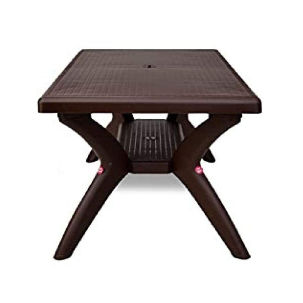 plastic table