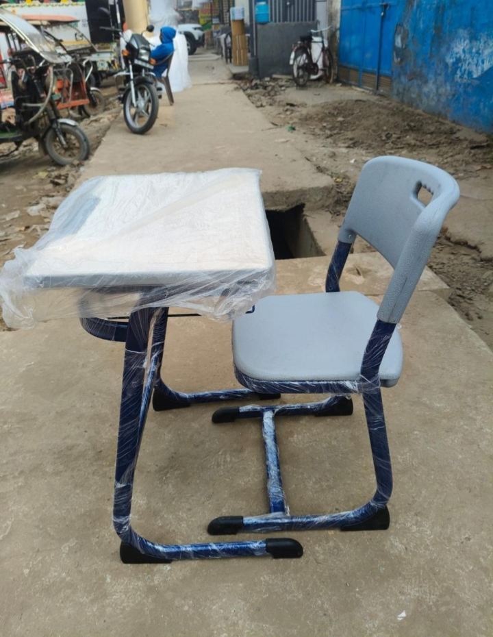 School Desk Bench - Assembly: Carpenter Assembly