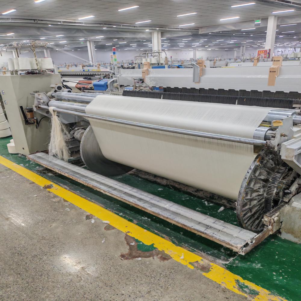 Red flag air jet loom