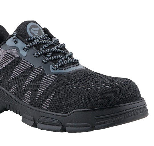 Fuel Reevon 2 - Color: Black