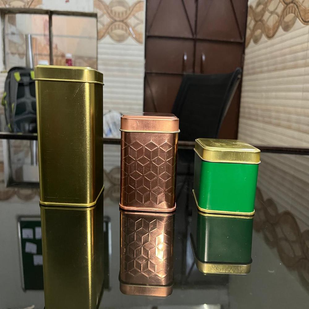 Square tin box