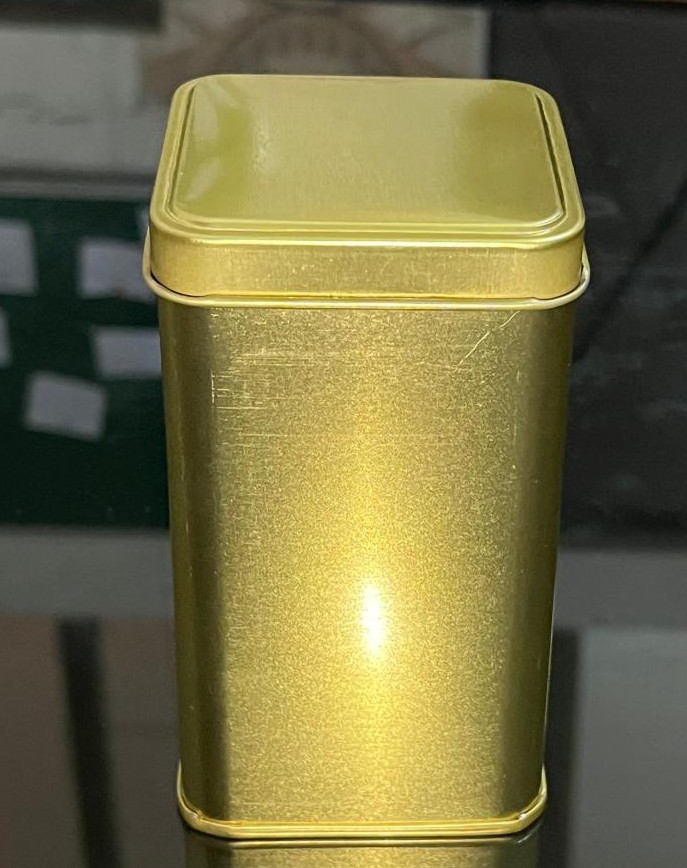 Square tin box