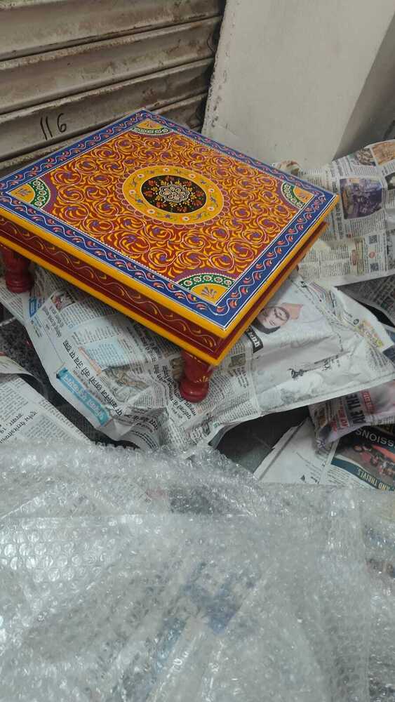 wooden chowki