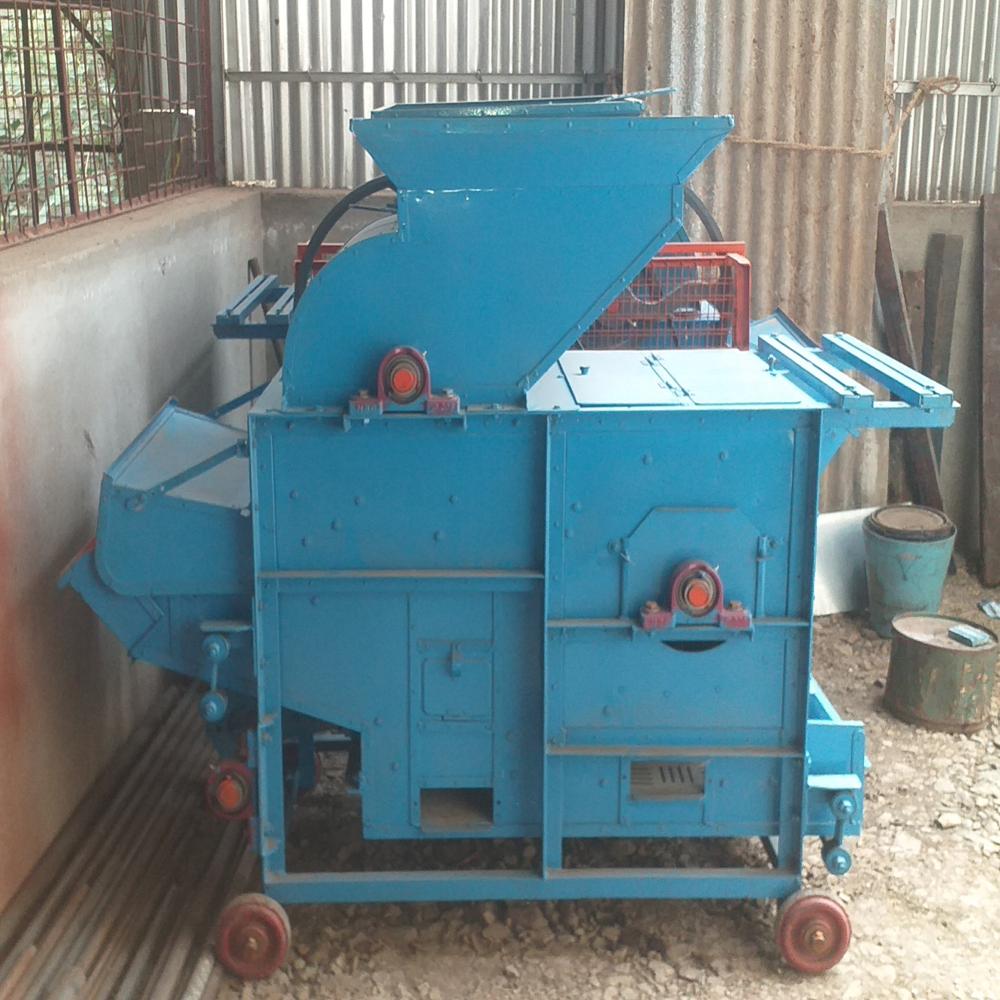 गRoundnut Decorticator मशीन - राजलेष्मि इंजीनियरिंग कारपोरेशन