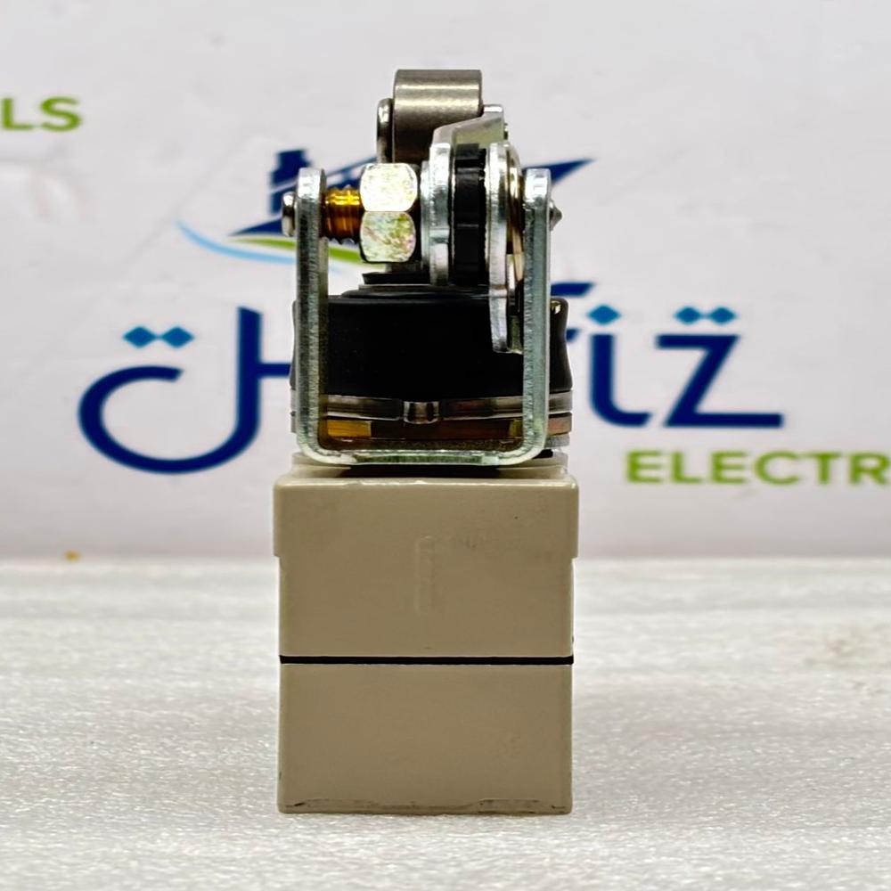 OMRON ZE-NA2-2G LIMIT SWITCH