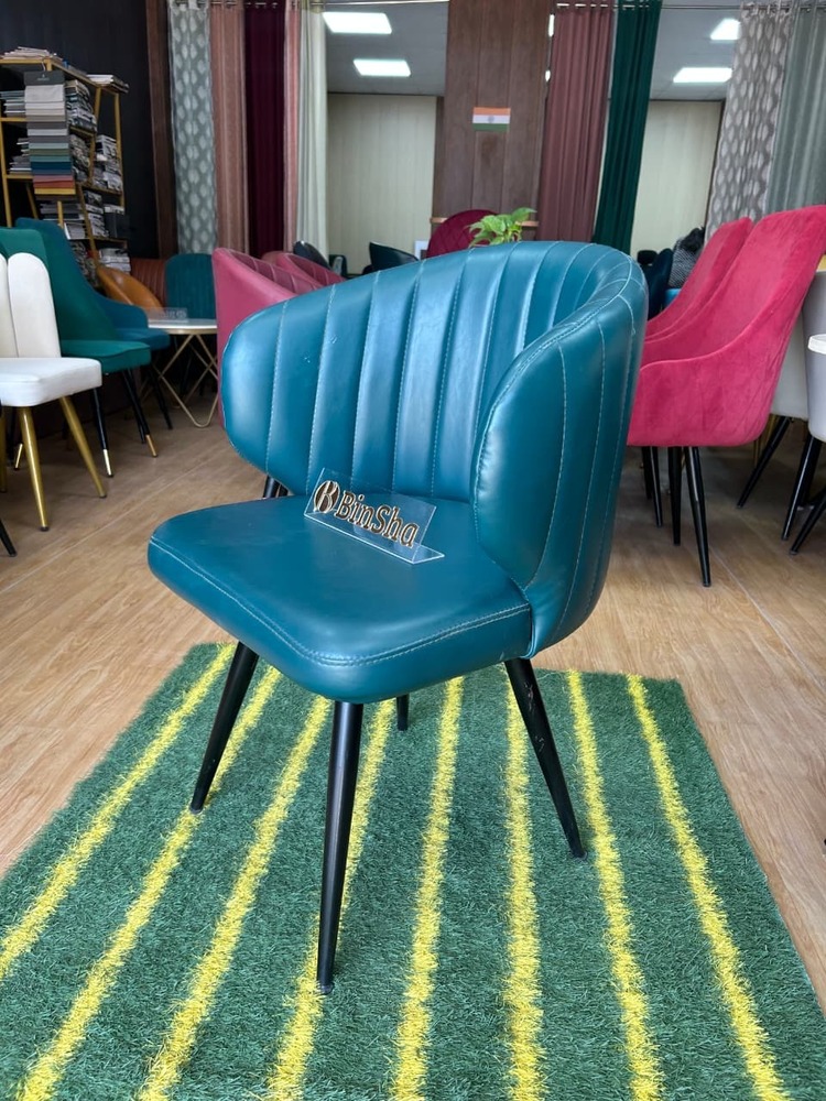 \Restaurant and cafe chair