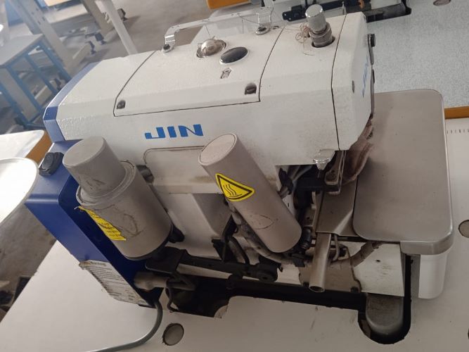 JIN M-1 OVERLOCK SEWING MACHINE