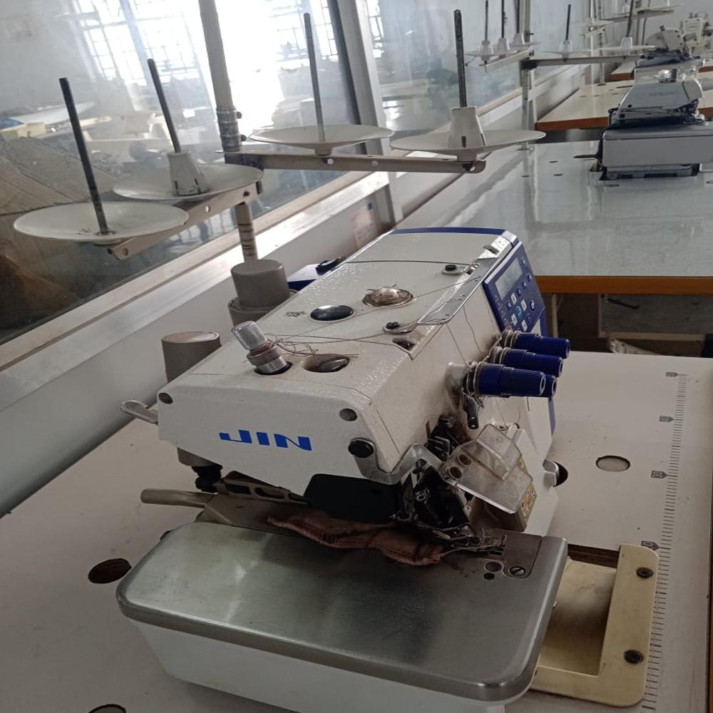 JIN M-1 OVERLOCK SEWING MACHINE