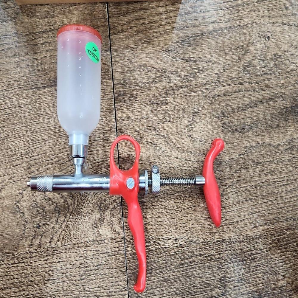 Rooster`S Vaccinator 235R - Material: Steel