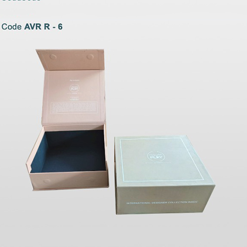 AVRR6 Customized Magnetic Lock Rigid Box