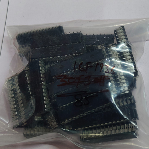 16F1936 IC Stock