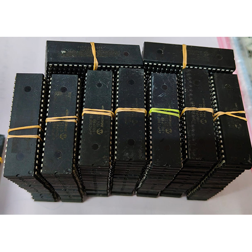 64 Bit Microchip Microcontroller