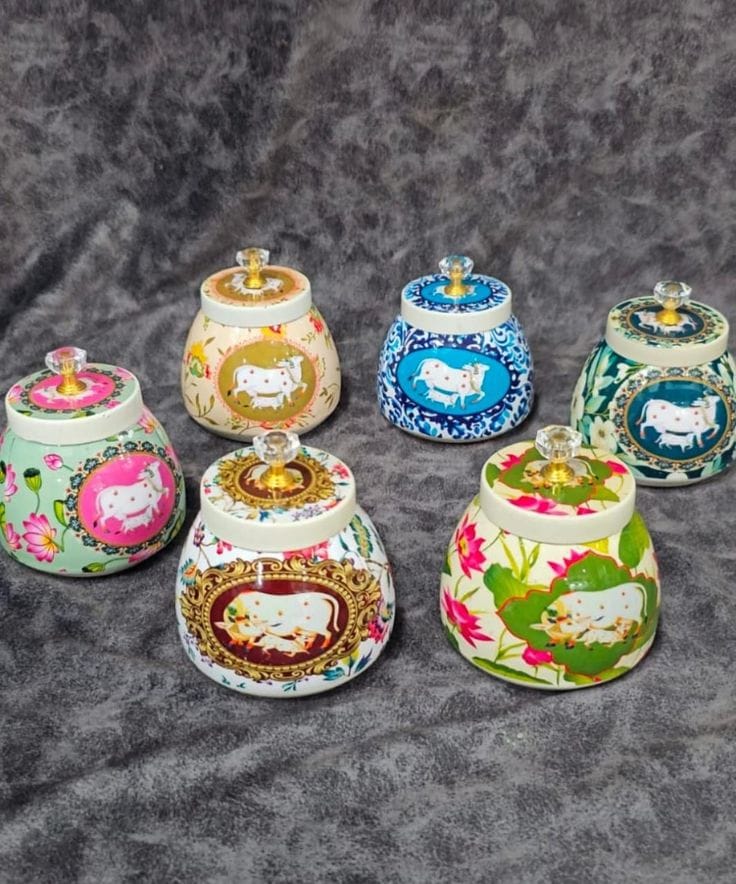 Ceramic Jar & Tray - Design Type: Traditional