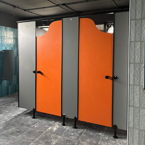 Leo Nylon Toilet Partitions