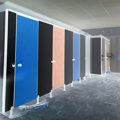 Leo Nylon Toilet Partitions