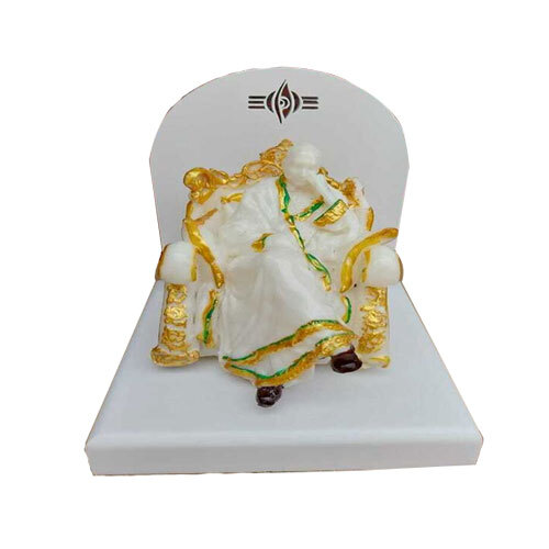 Seating Guru Ji Statue
