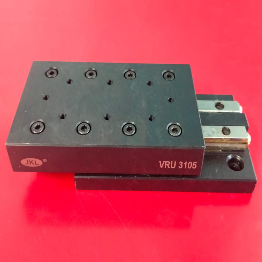 VRU 3105-CROSS ROLLER TABLE