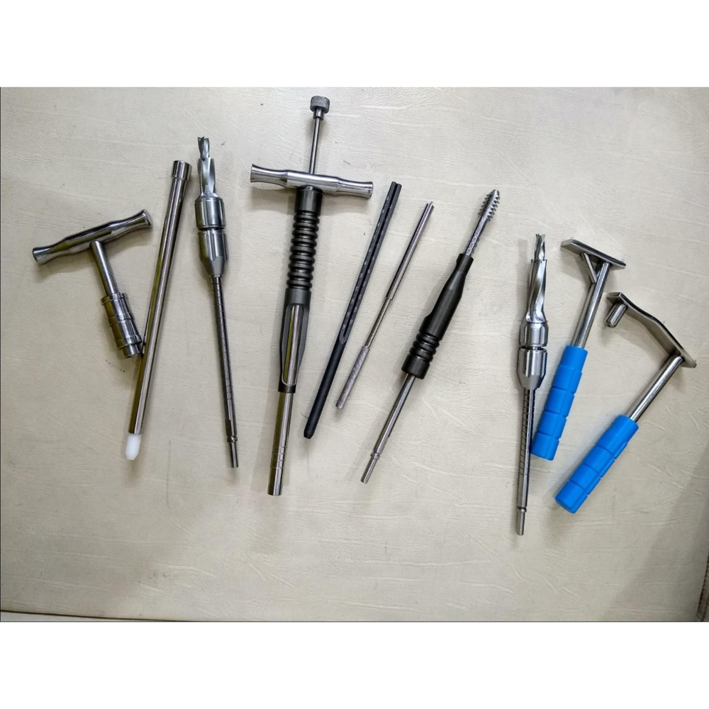 Orthopedic Surgical Instruments orthopedic set