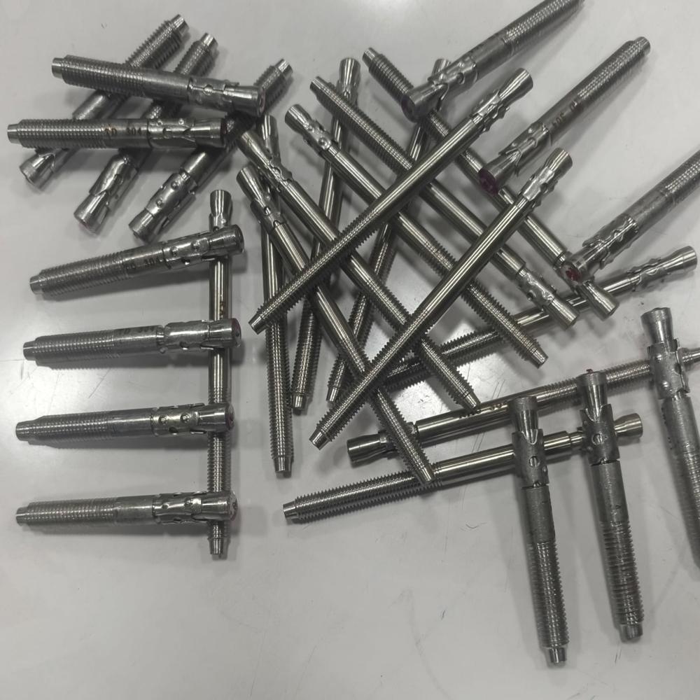 M12X200 SS304 Wedge Anchor Bolt Nut And Washer
