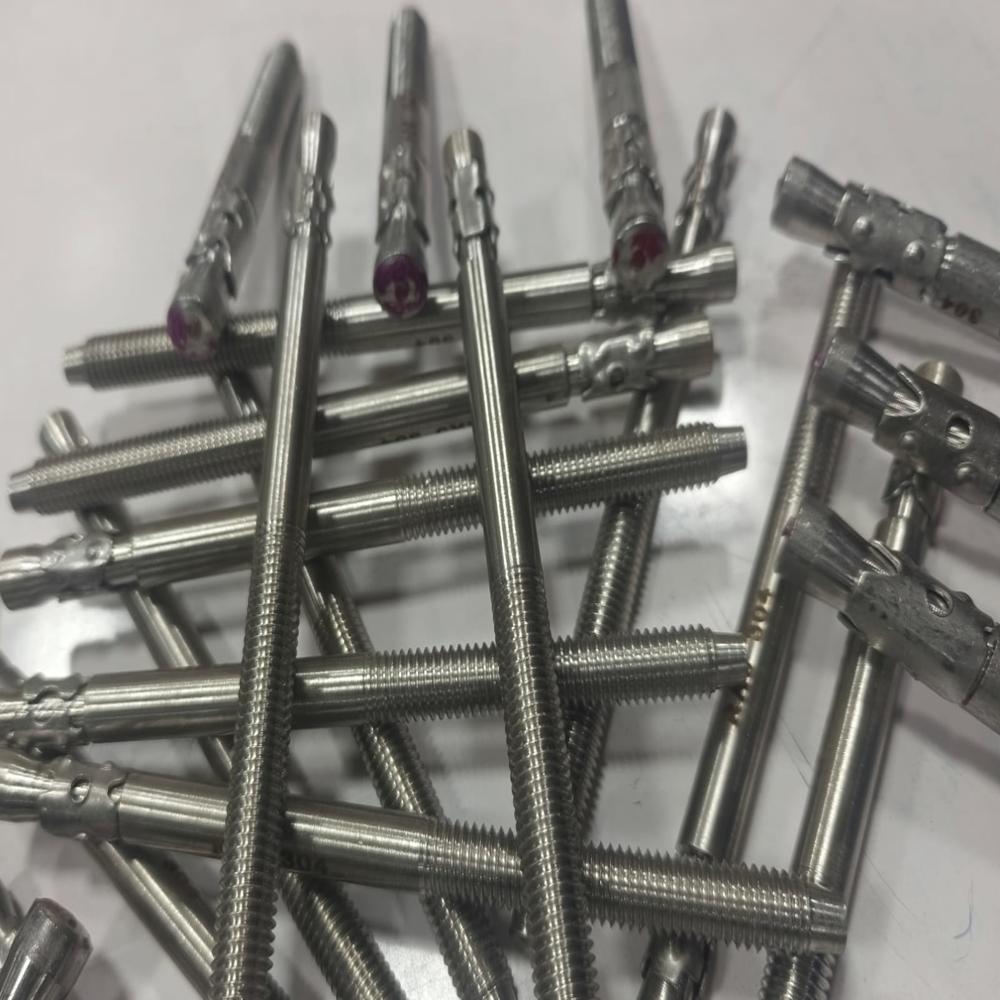 M8X100 SS316 Wedge Anchor Bolt Nut And Washer
