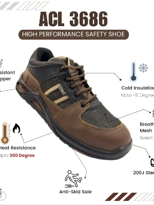 Safety Shoes - Color: Black