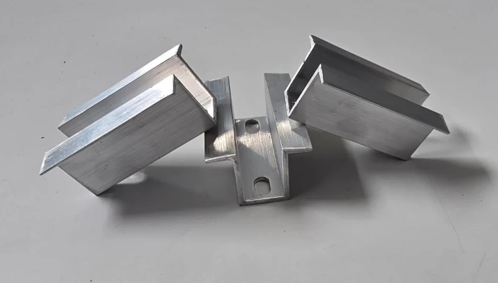 MID CLAMP DOUBLE HOLE :-35*75