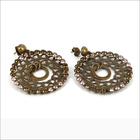 कृत्रिम फैशन आभूषण