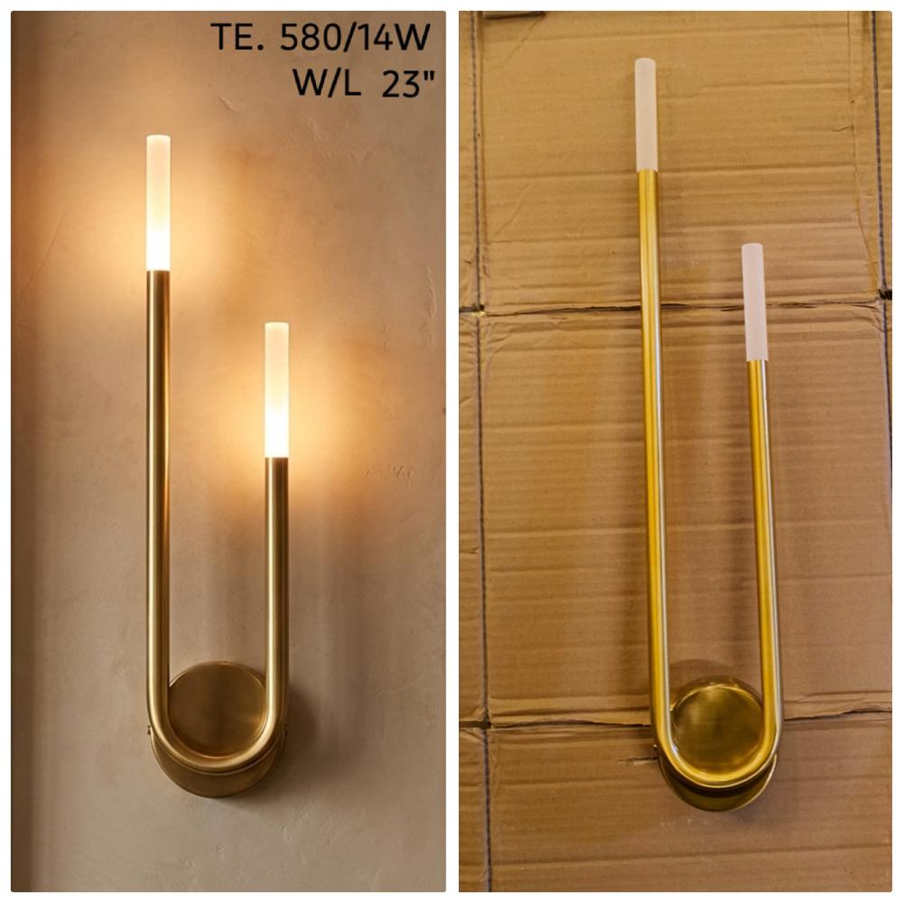 DESIGNER ALUMINIUM WALL LIGHT