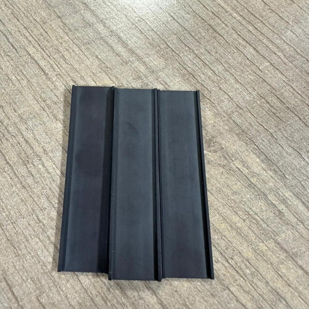 C Type Magnetic Strip 50mm - Color: Black