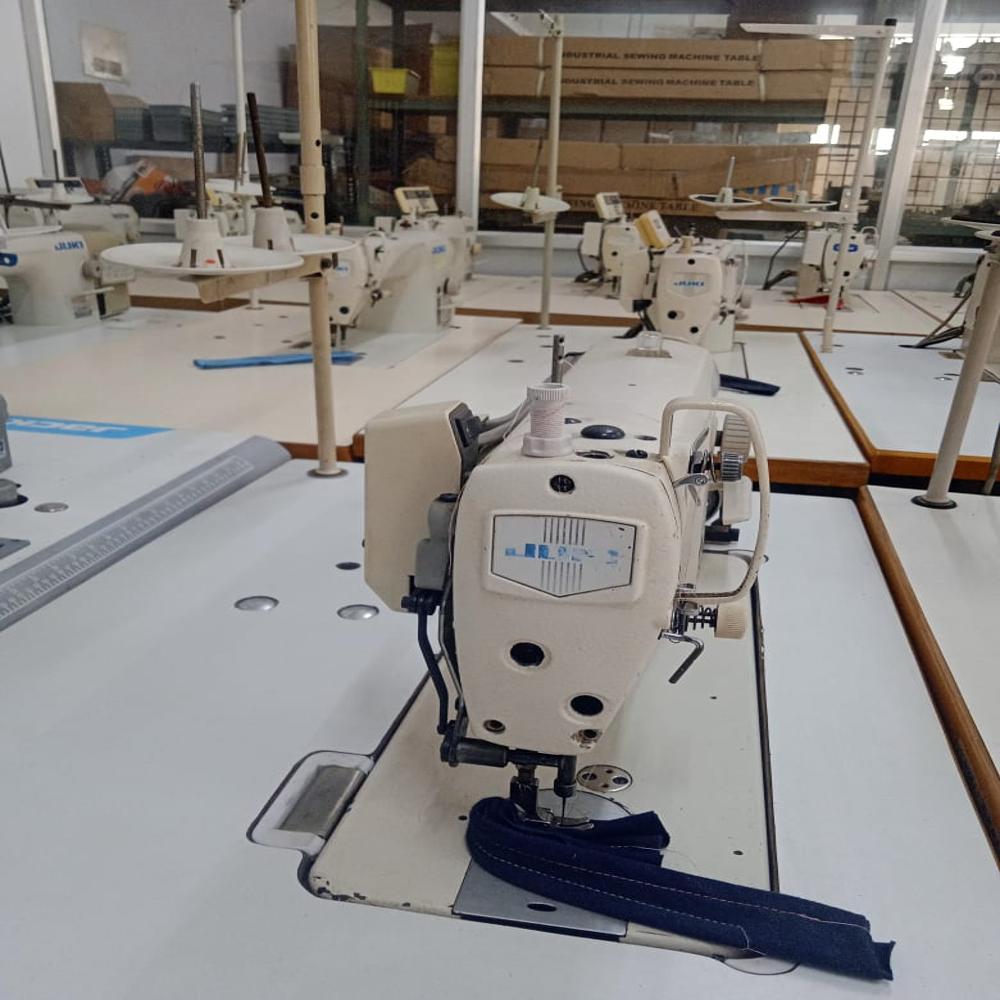 JUKI SINGER MACHINE DDL 8700-7(SC-500)