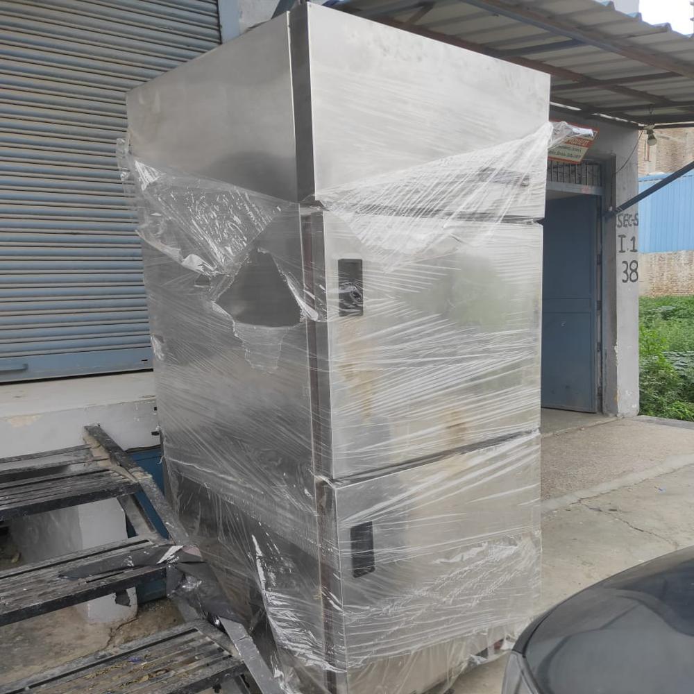 2 door vertical chiller